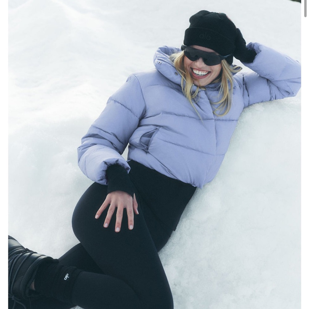 ALO Yoga Gold Rush Puffer Jacket - Winter Frost